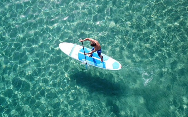 F ZEEN KEFALONIA - Adults Only