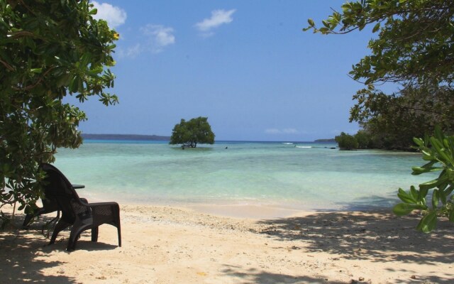 Sunrise Beach Cabanas Eco-Resort