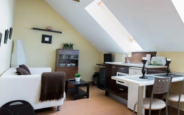 Ronda Navarra by Valdesierra