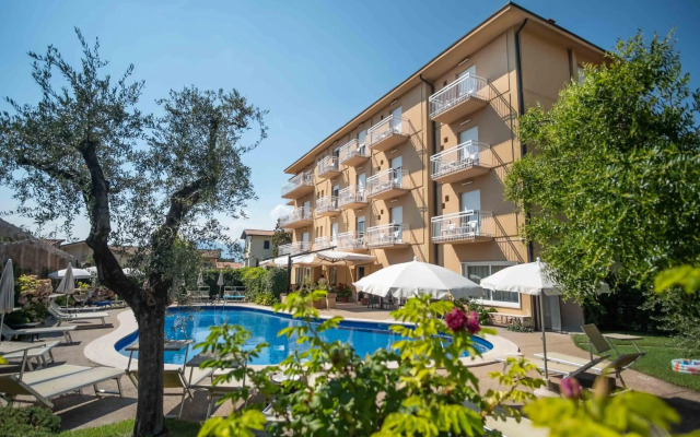 Hotel Romeo