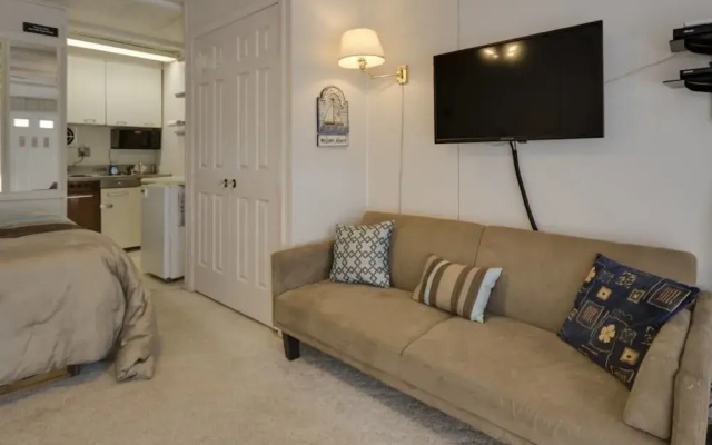 Ocean Waye 216 - 0 Br Condo