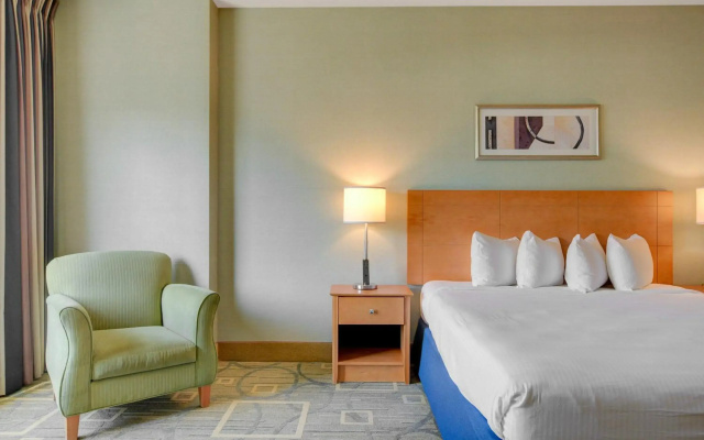 The Platinum Hotel