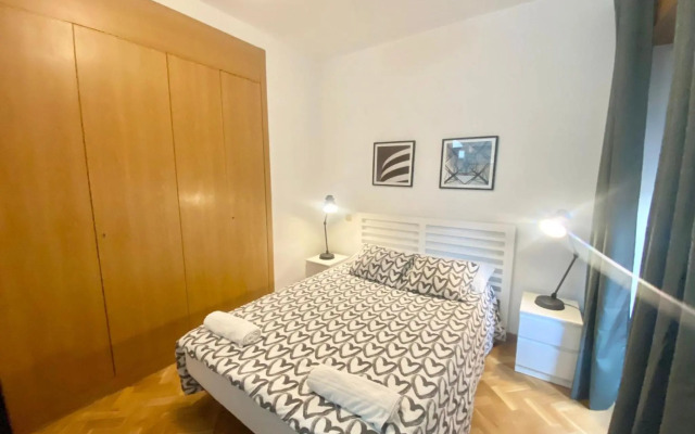 Centro Embajadores / Luxury Apartment