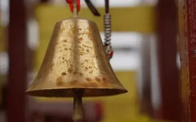 Rouhau White House Hotel