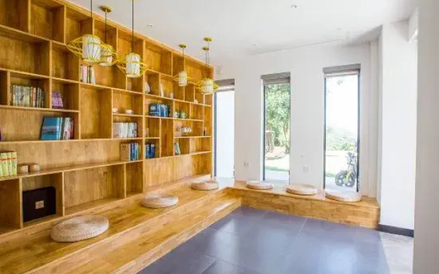 Muxi Guesthouse