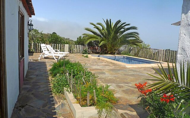 House Domi El Rosario