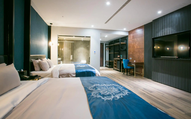 Saint Art Hotel