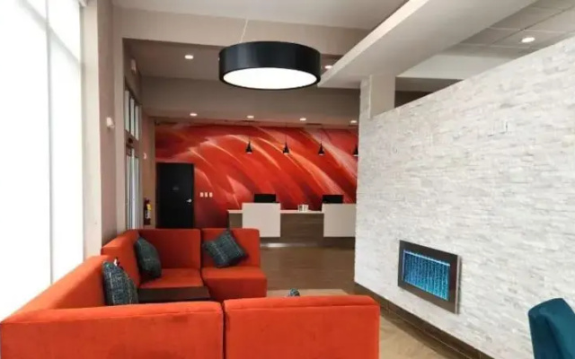 Best Western Plus Mobile Inn & Suites