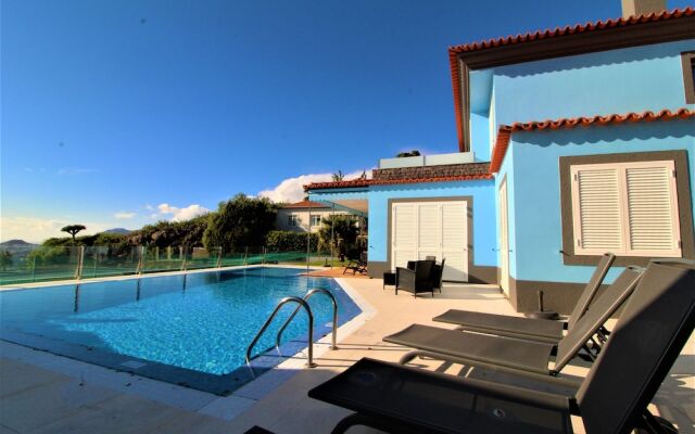 Villa Loreina Palace