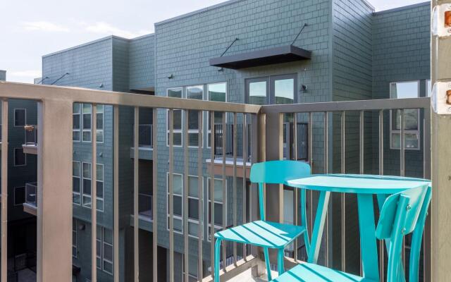 Dallas Modern 1BD 1BA Apartment