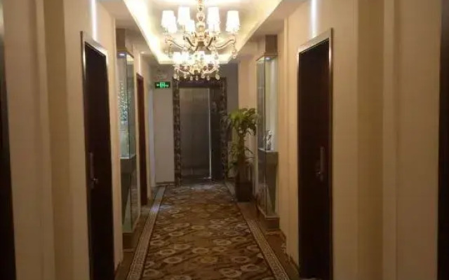 Yingshan Huayi Hotel