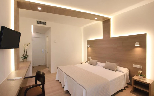 Hotel Carlos l
