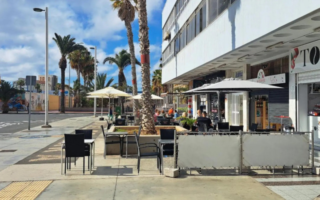 Flatguest Albareda + Penthouse + 2 Bdr + A/C