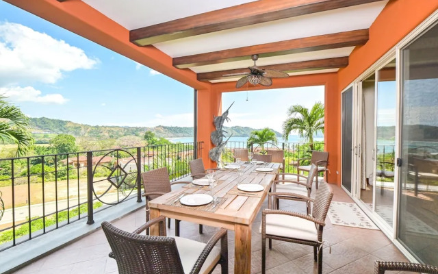 Montebello 2C - 3 bdr 3 Bath Ocean View