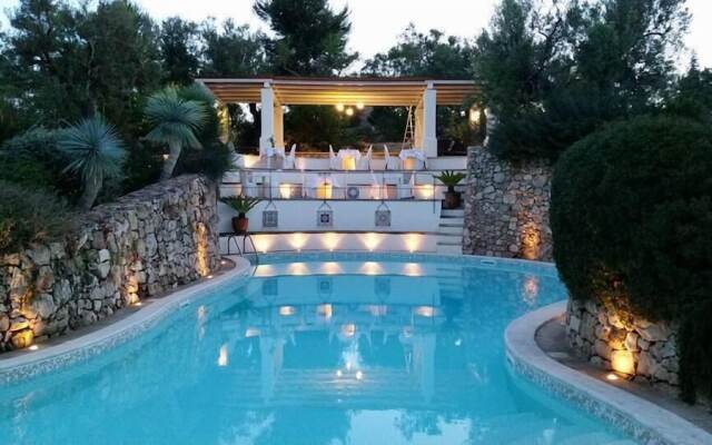 Tia Maria Country Inn