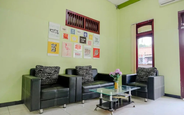 OYO Life 2508 Alba Suites Homestay Syariah