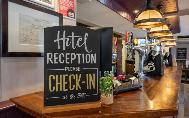 West Port Hotel