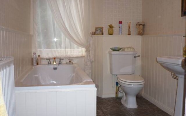 Newstead Bed And Breakfast