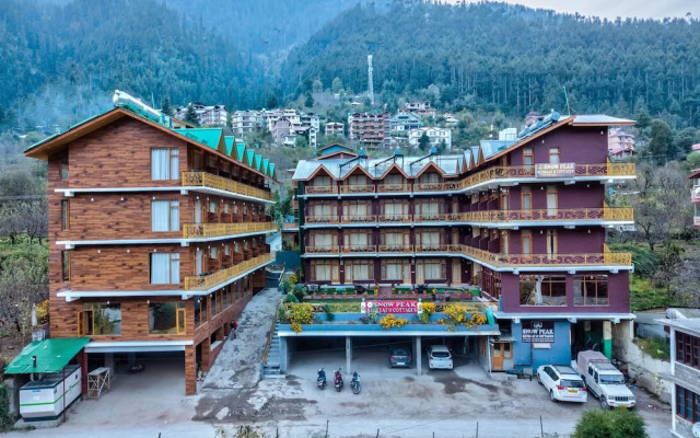 Snow Peak Retreat & Cottage