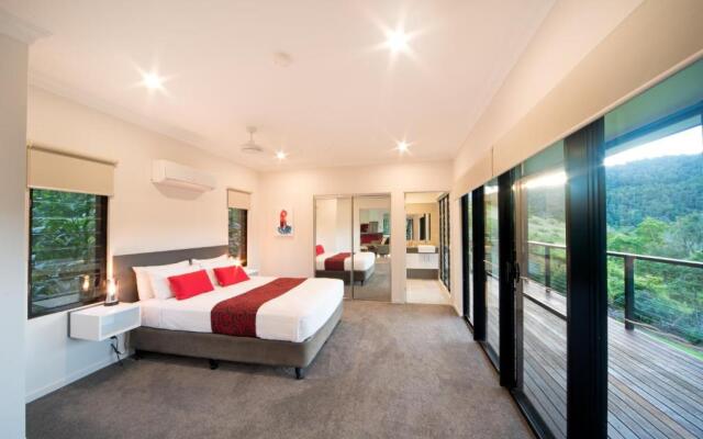 Seclude Rainforest Retreat