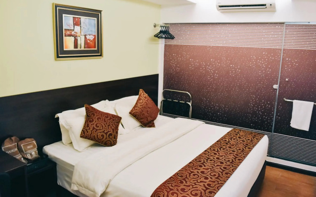 J Suites Hotel