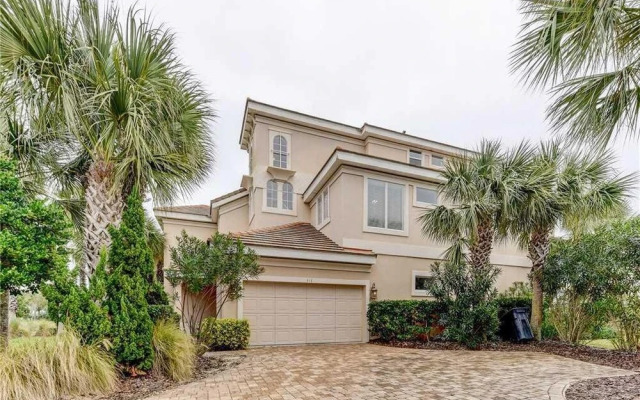 Sea Star Palace - Six Bedroom Home