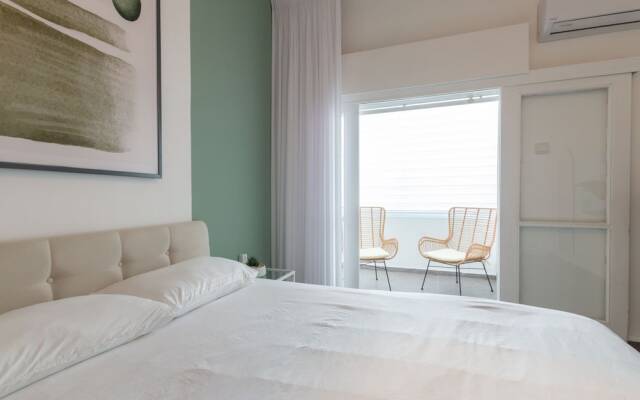 Stunning Chic 2 BR Ibn Gvirol St