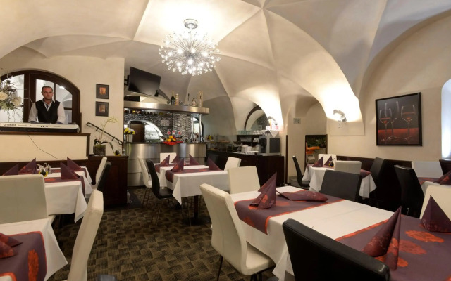 Hotel Grand