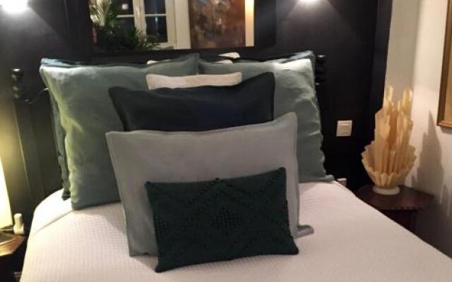 Quai 17 Maison Dhtes