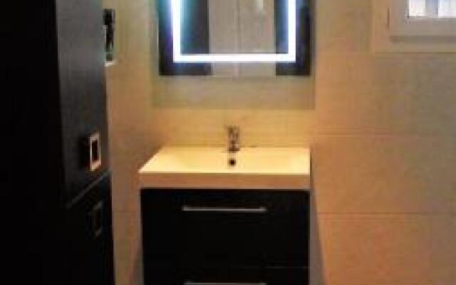 Maison au centre de Camazen