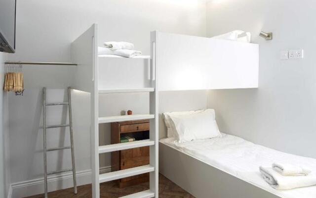 Hideout Apartment Hotel