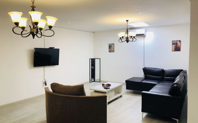 Airport Royal Guest House