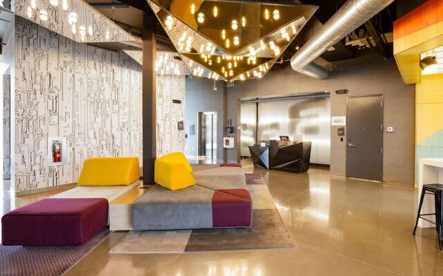 Aloft Austin Airport