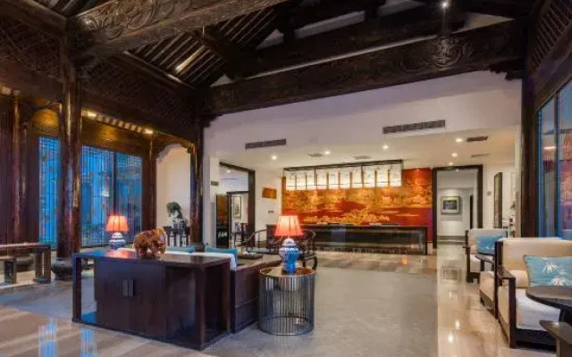 Liyang Yu · Bamboo Retreat (Yushui Hot Spring Store)