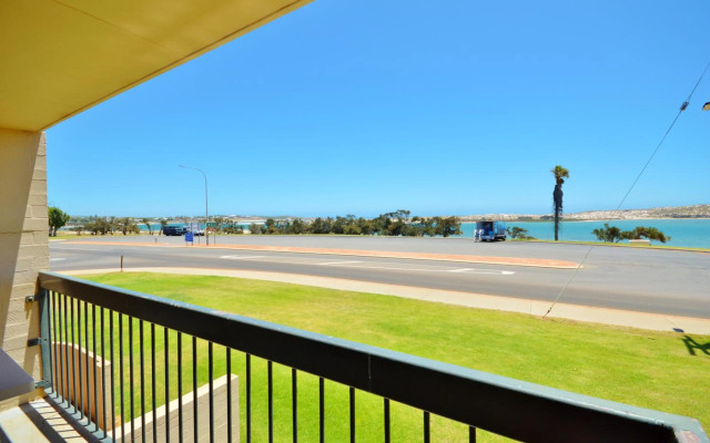 Riverview Holiday Apartment 23 - Kalbarri WA
