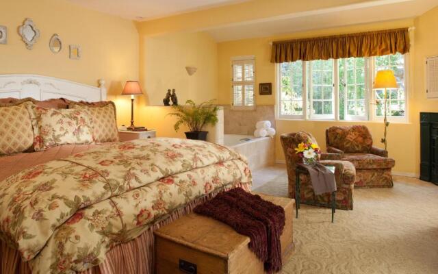 Old Monterey Inn