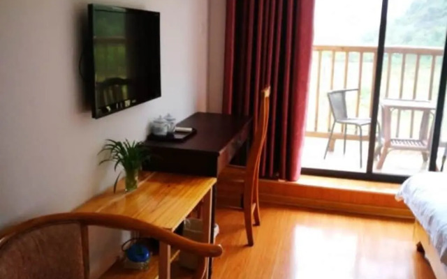 Yangshuo Pure Joy Resort