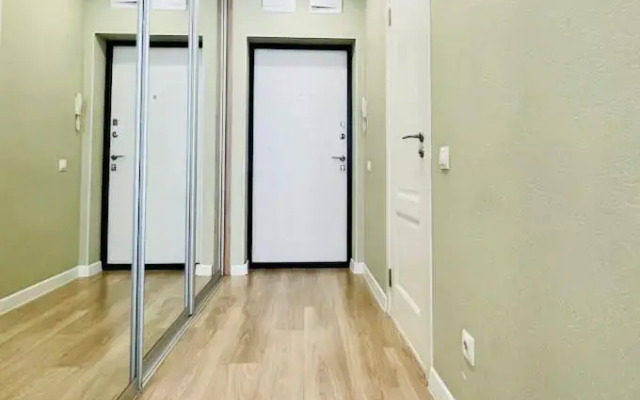 Apartment North on the street of Pioneers 10