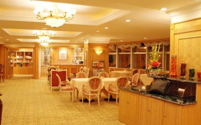Dehan Hotel