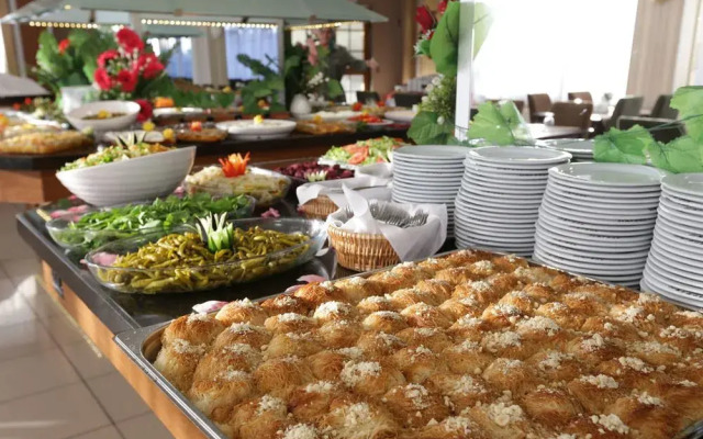 Adramis Termal Hotel