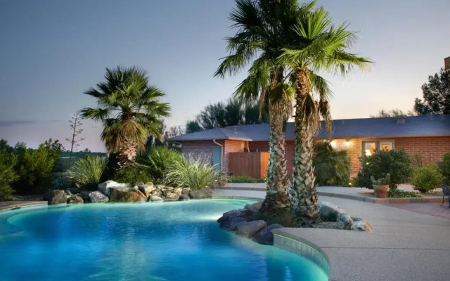 Cactus Cove