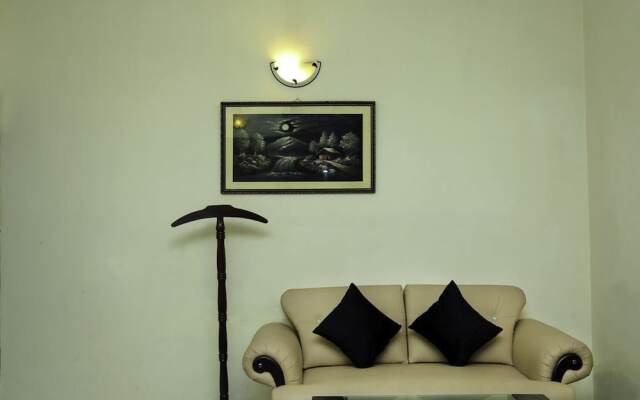 Royal Elegance Hotel