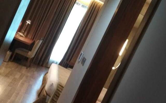 Fortune Hotel