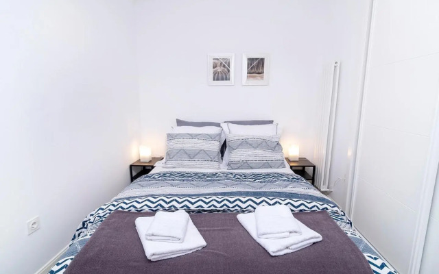 Smiling Apartment Near Puerta del Sol by Batuecas