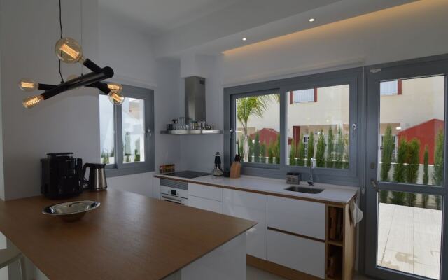 Belvilla by OYO Villa Betty