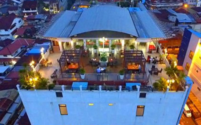 Transera Hotel Pontianak