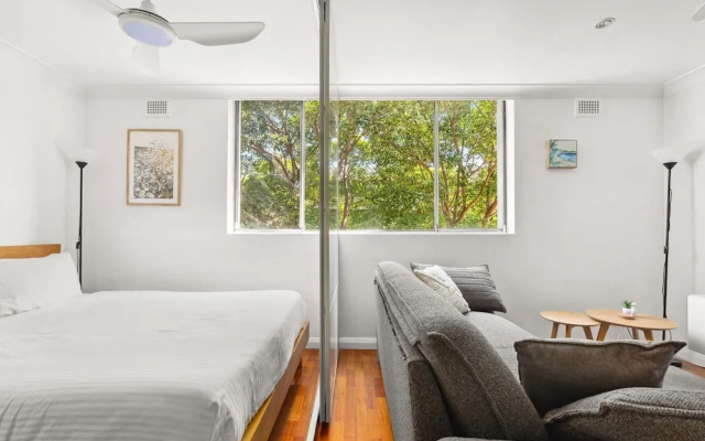 Stylish Studio in the Heart of Vibrant Surry Hills – Guest Rooms – Sydney