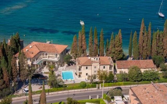 Hotel Baia Dei Pini