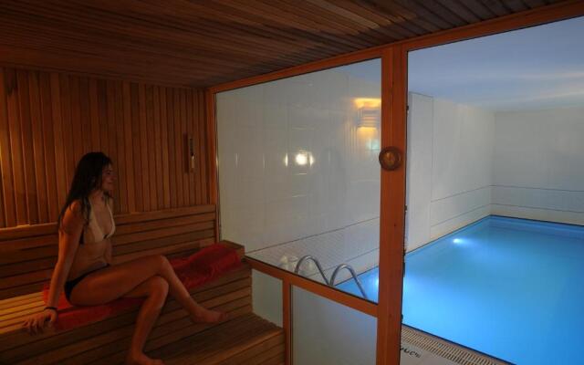 Ata Park Hotel
