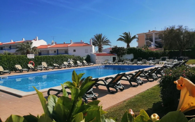 Oura Parque -Apartamentos Turisticos